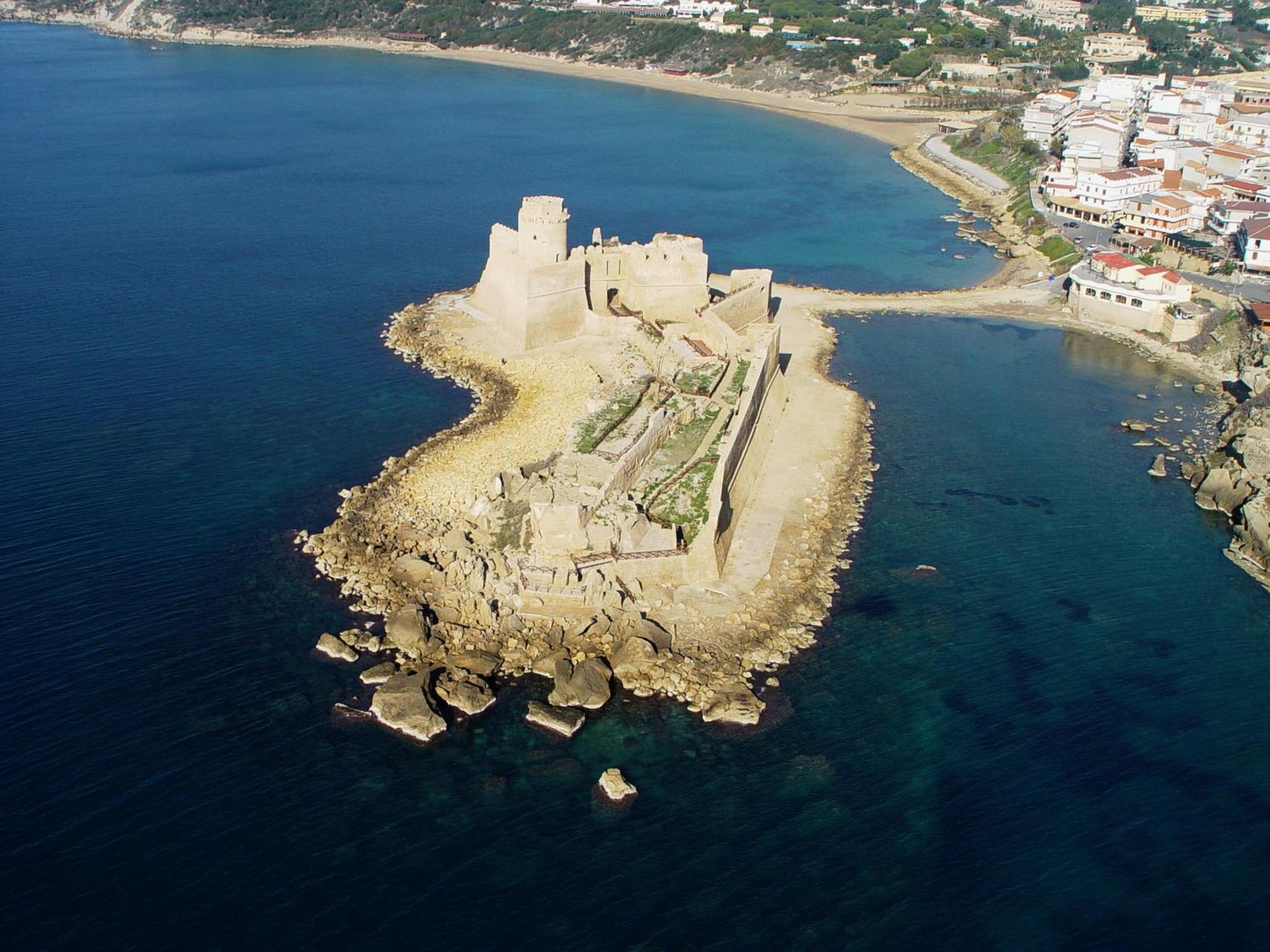 Villa Aurora Le Castella  Exterior photo