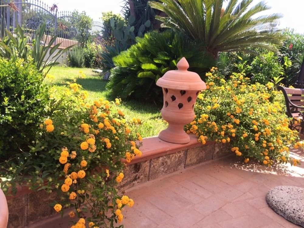 Villa Aurora Le Castella  Exterior photo